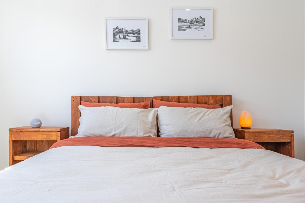 Cozy Retreat With Hot Tub Apartamento *
